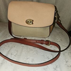 COACH elegant Tan and Cream Women's Crossbody purse